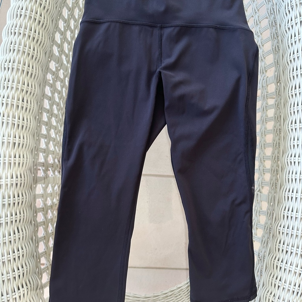 lululemon Black train times crop Luxtreme 17” leggings